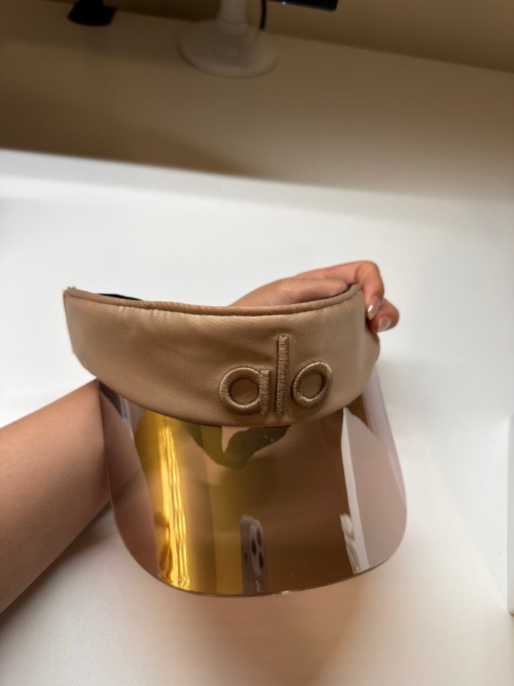 Alo Yoga Airlift Solar Visor - Taupe Tan - One Size